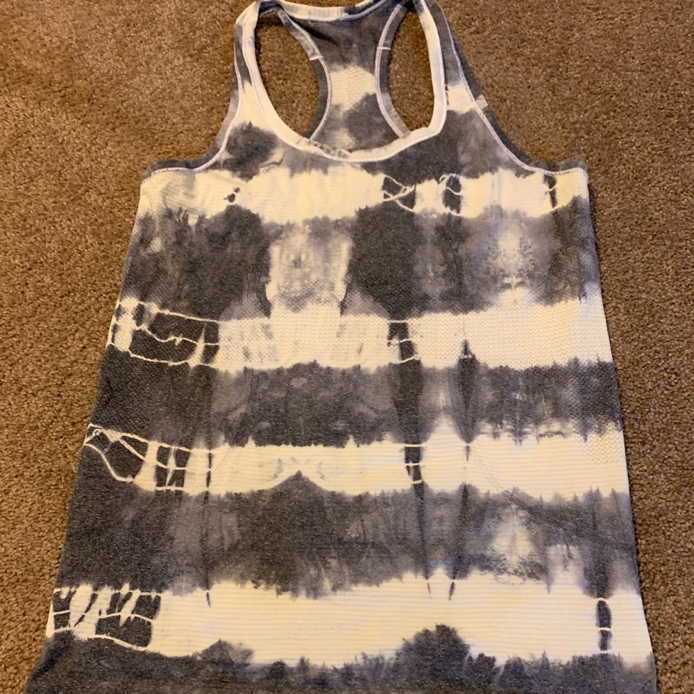 Lululemon swiftly tech tank size 8